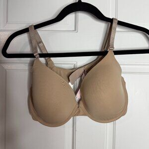 Victoria Secret T-Shirt Lightly Lined Demi Bra - 36D